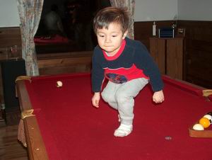 02-20-06bpooltable.jpg