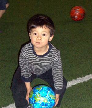 12-07bsoccer1.jpg