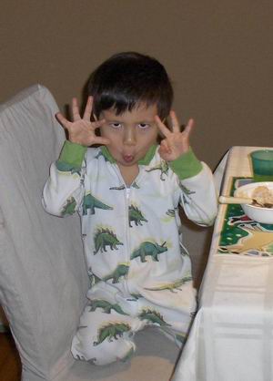 12-20-06bsilly1.jpg